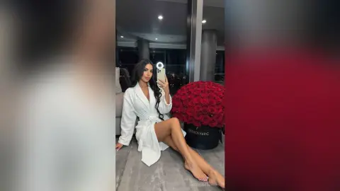 EstefaniaBrown — Pink Queen 🌸