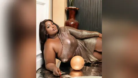 SashaVibez — golden dress