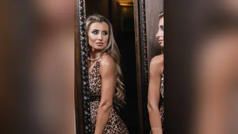 Emma — Dangerous moves