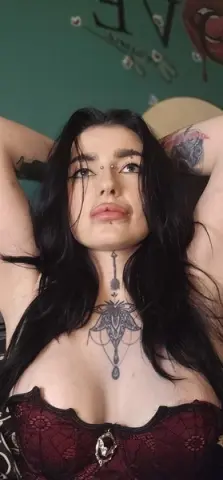 TattooedSirenSub — Streamate Photos