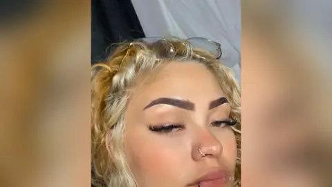EvelynCortes — kyra