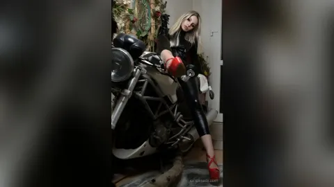 KaterinaGilbert — Leather & Motorbike