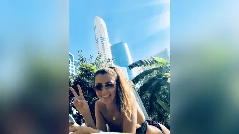Arianna — Dubai waters