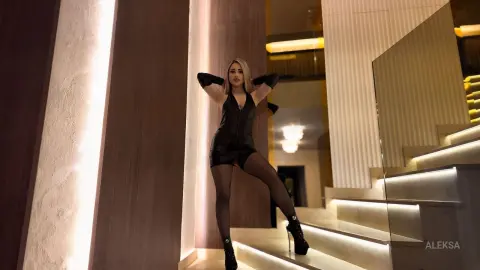 Aleksa — LeatherHotttt Goddess