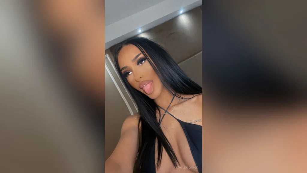 AysheleMonroe