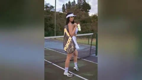 EstefaniaBrown — I'm ready to play