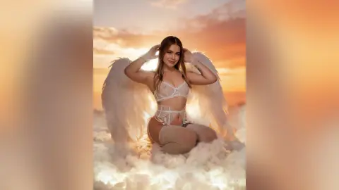 MillieGreco — Ángel Girl🪽