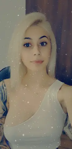 RoseDiamond18 — Streamate Photos