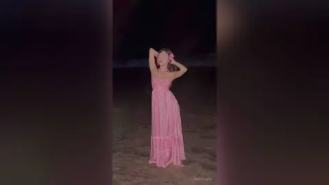 SukiiStark — 🌊🏖️