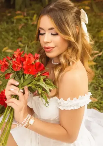EmmaYork — Streamate Photos