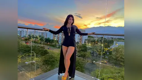 BrendaJimenes — Sensual and glamorous🤗