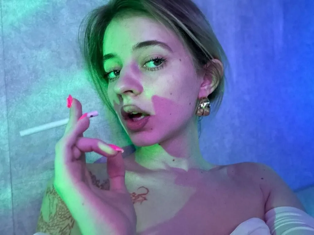 TinaQueen