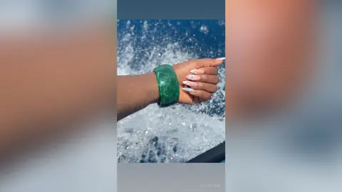 ElliePeyton — Vacation 🏝️🌊