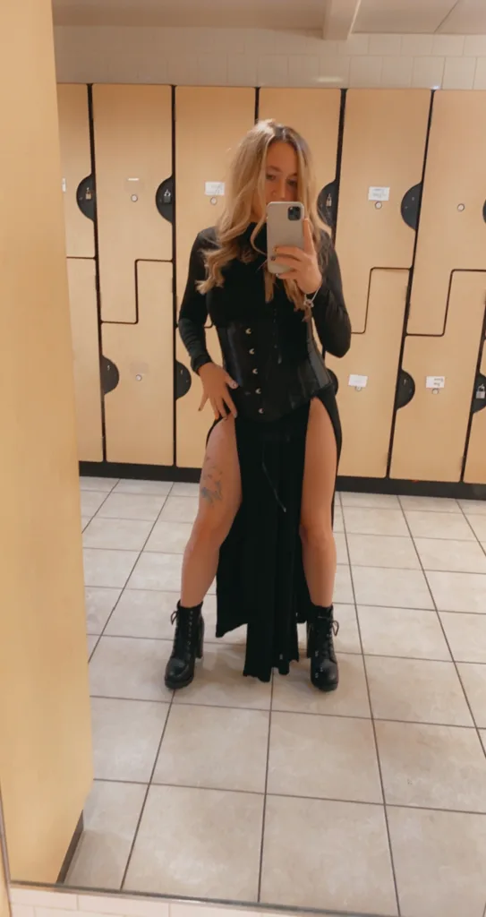 SkyJonesXO — Streamate Photos