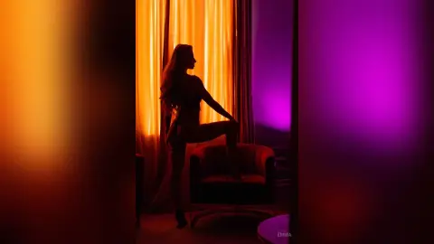 Emma — Sensual movements
