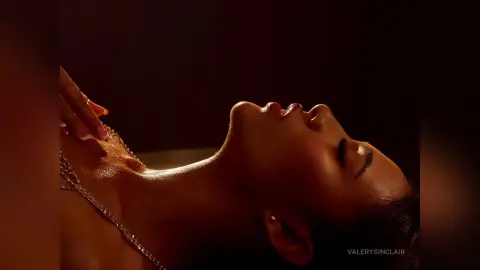 ValerySinclair — 𝓈𝒽𝒾𝓃𝑒 𝒶𝓃𝒹 𝓈𝑒𝒹𝓊𝒸𝓉𝒾𝑜𝓃