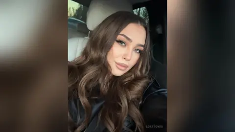 AdaStones — Selfies