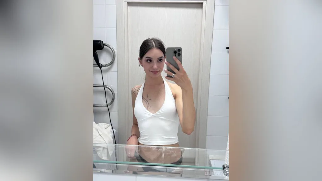 LiliBlair — Sweetie