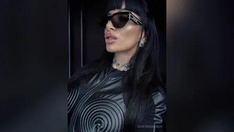 ElektraDaemon — High heel fantasy