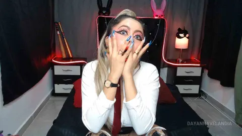 DayannaVelandia — hot secretary