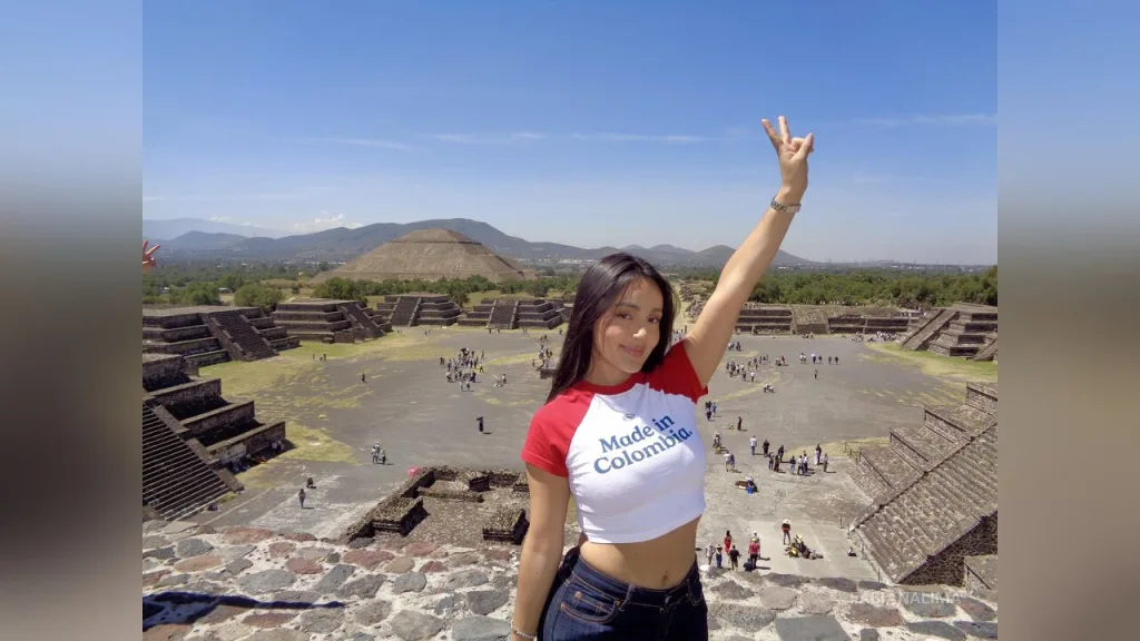 FabianaLima — Traveling is living ♥