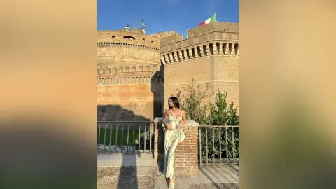 SofyTaylor — Roma