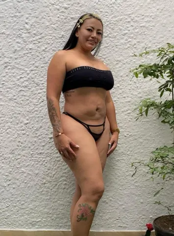 Renata_Ferrer — Streamate Photos