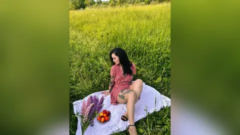 MiaOliveres — Summer country 🦋