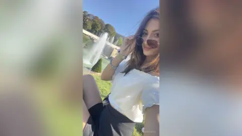 DyandraEve — Selfies