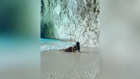 JasmineHille — Jass in Greece🇬🇷💙