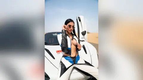 GiovanaRodriguez — I'm speeding, baby.