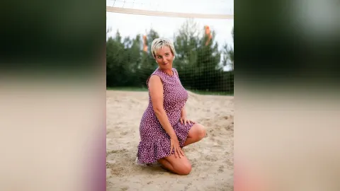 AlikaMeddison — I am a very hot woman !!!! KISS