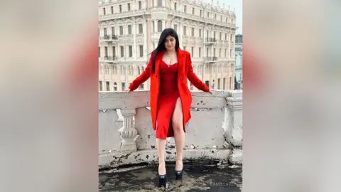 KamillaRey — Lady in Red...hmm