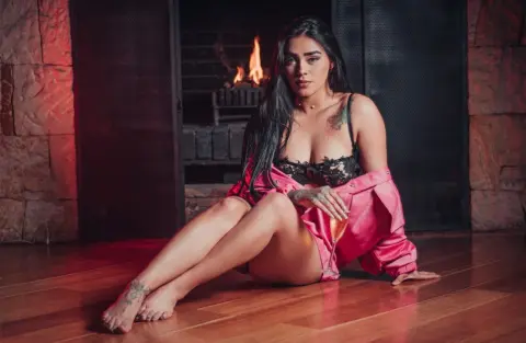 Zyrafortunne — Streamate Photos
