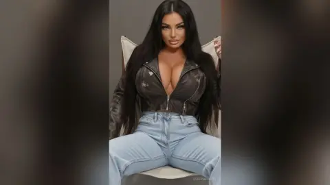 EvelyneSmith — 😈