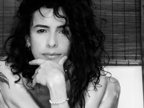AryAmbrosia — LiveJasmin cam model