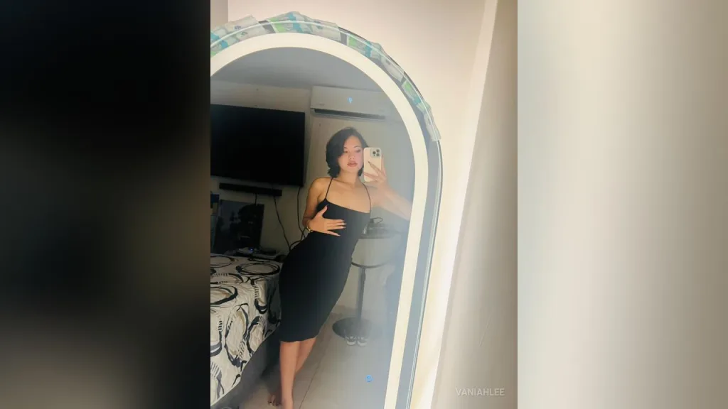 VaniahLee — Random pics