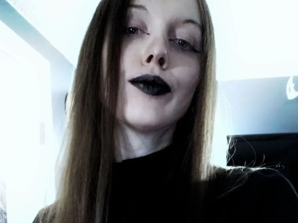 LisbethDark — live cam