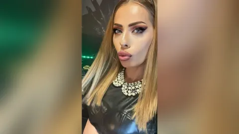 AdamsEvelin — mesmerising eyes