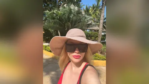BeataBeatrice — Zanzibar