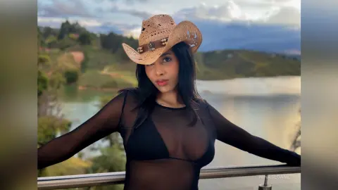 NinaSloane — Cowgirl