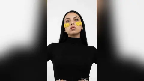 EmilianaEscobar — 💛🤍