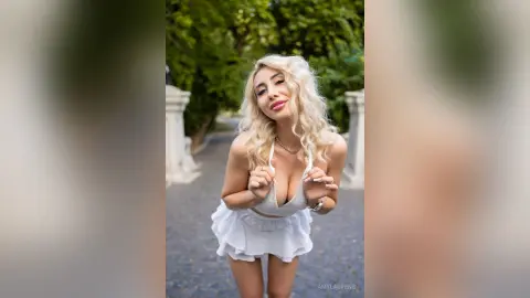 AmyLaurens — Outdoor Sensation