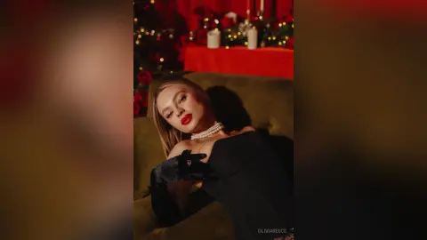 OliviaReece — festive chic!