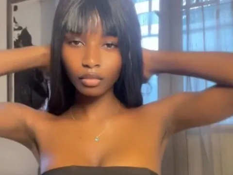 DerbyLaila — LiveJasmin cam model