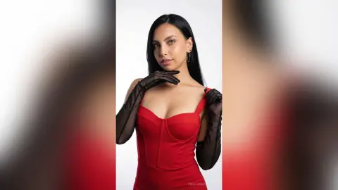 EmilianaEscobar — San Valentín❤️