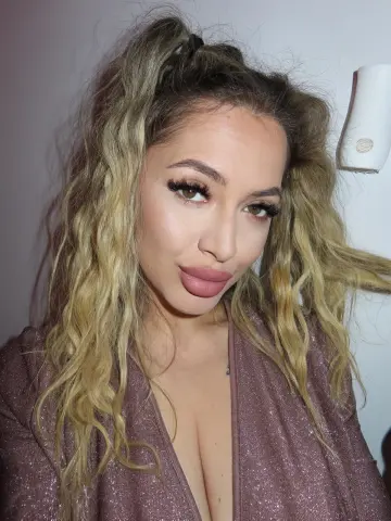 EvaKrystal — Streamate Photos
