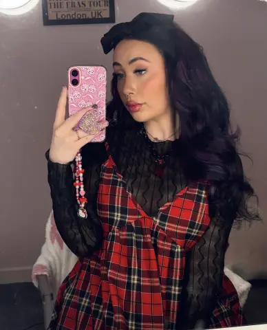 PrettyPeachxo — Streamate Photos