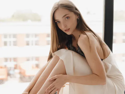 MilaVale — LiveJasmin cam model