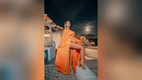 AlejandraRoa — Santorini